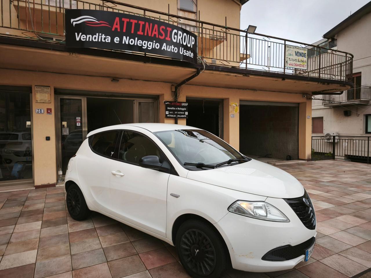 Lancia Ypsilon 1.2 Benzina - GPL