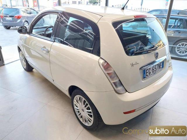 LANCIA Ypsilon 1.2 69 CV Unyca