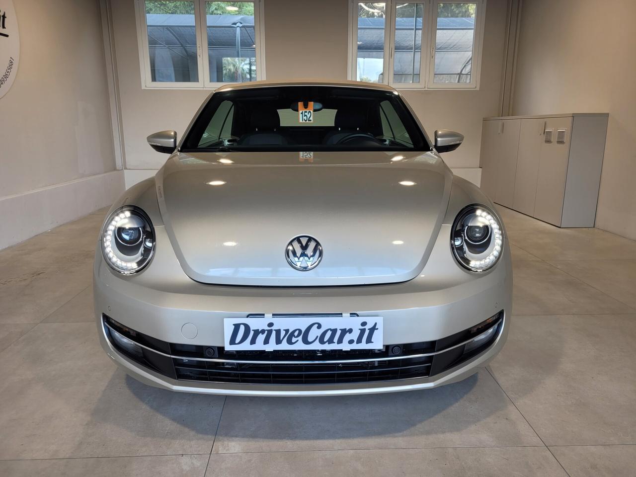 Volkswagen Maggiolino CABRIO 2.0 tdi CRUISE CARPLAY SENS. ANT+POST C.16"