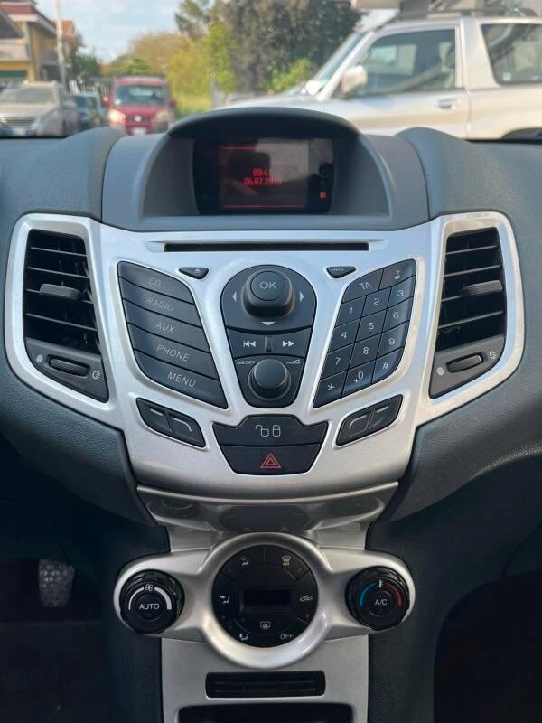 Ford Fiesta 1.4 tdci + 5p