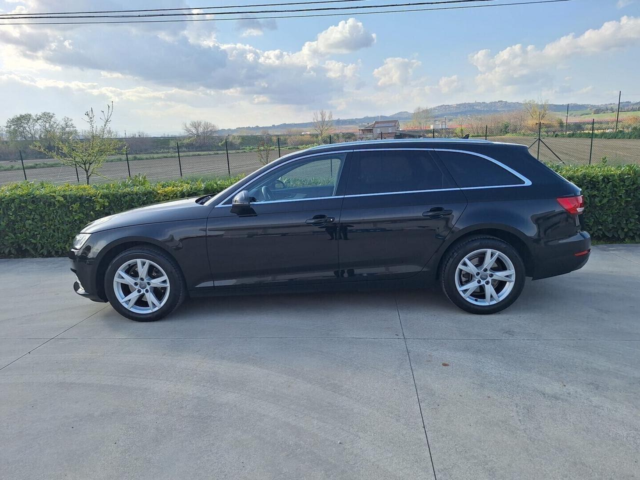 Audi A4 Avant SportPlus Cambio Automatico