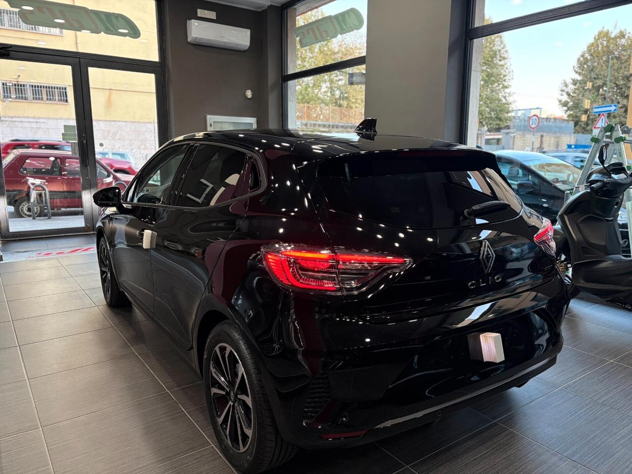 Renault Clio 1.6 E-Tech Full Hybrid 145cv Techno ITALIANA Km0