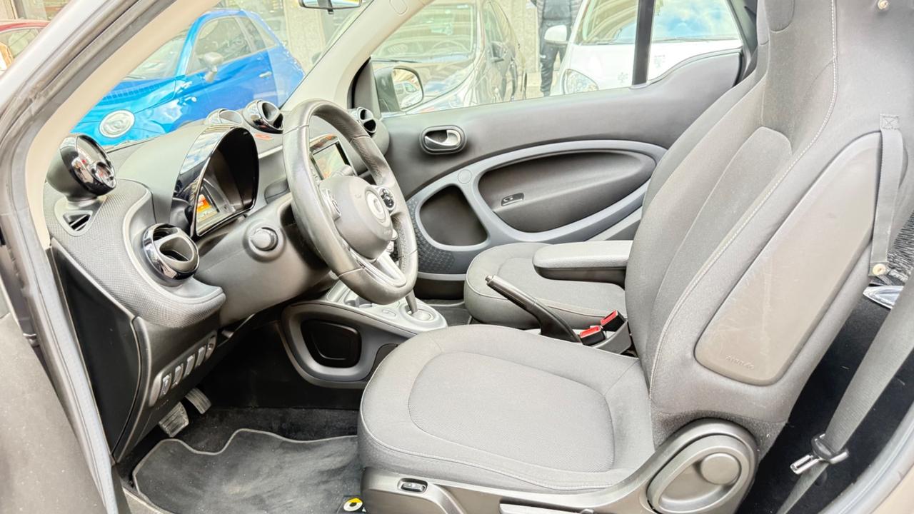 Smart ForTwo 90 0.9 T twinamic cabrio Passion LED NAVI BRACCIOLO BLUETOOTH PDC