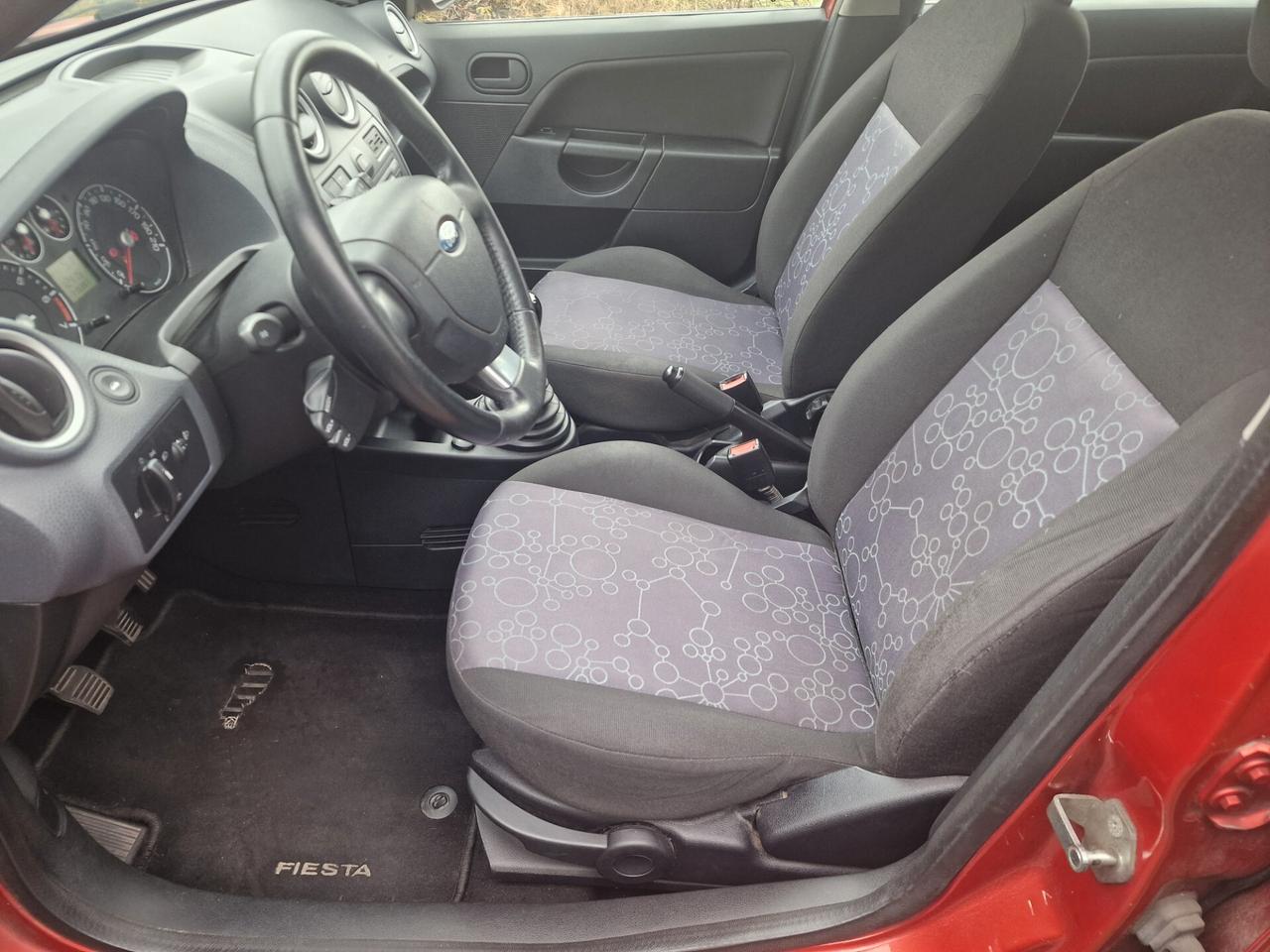 Ford Fiesta 1.2 75cv