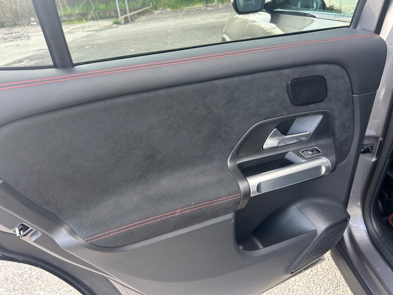 Mercedes-benz GLB 200 d Automatic 4Matic AMG Line Premium Plus TETTO APRIBILE