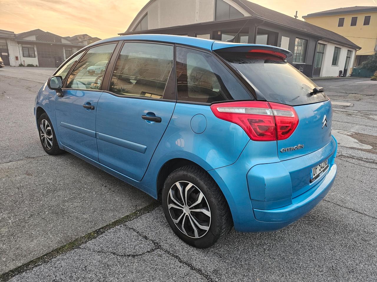 Citroen C4 Picasso 1.8 75000 KM