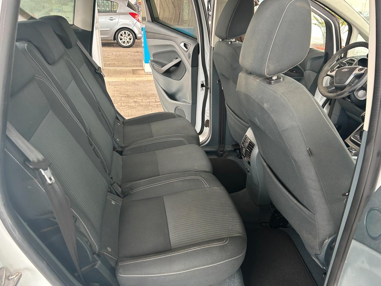 Ford C-Max 1.6 TDCi 95CV Titanium