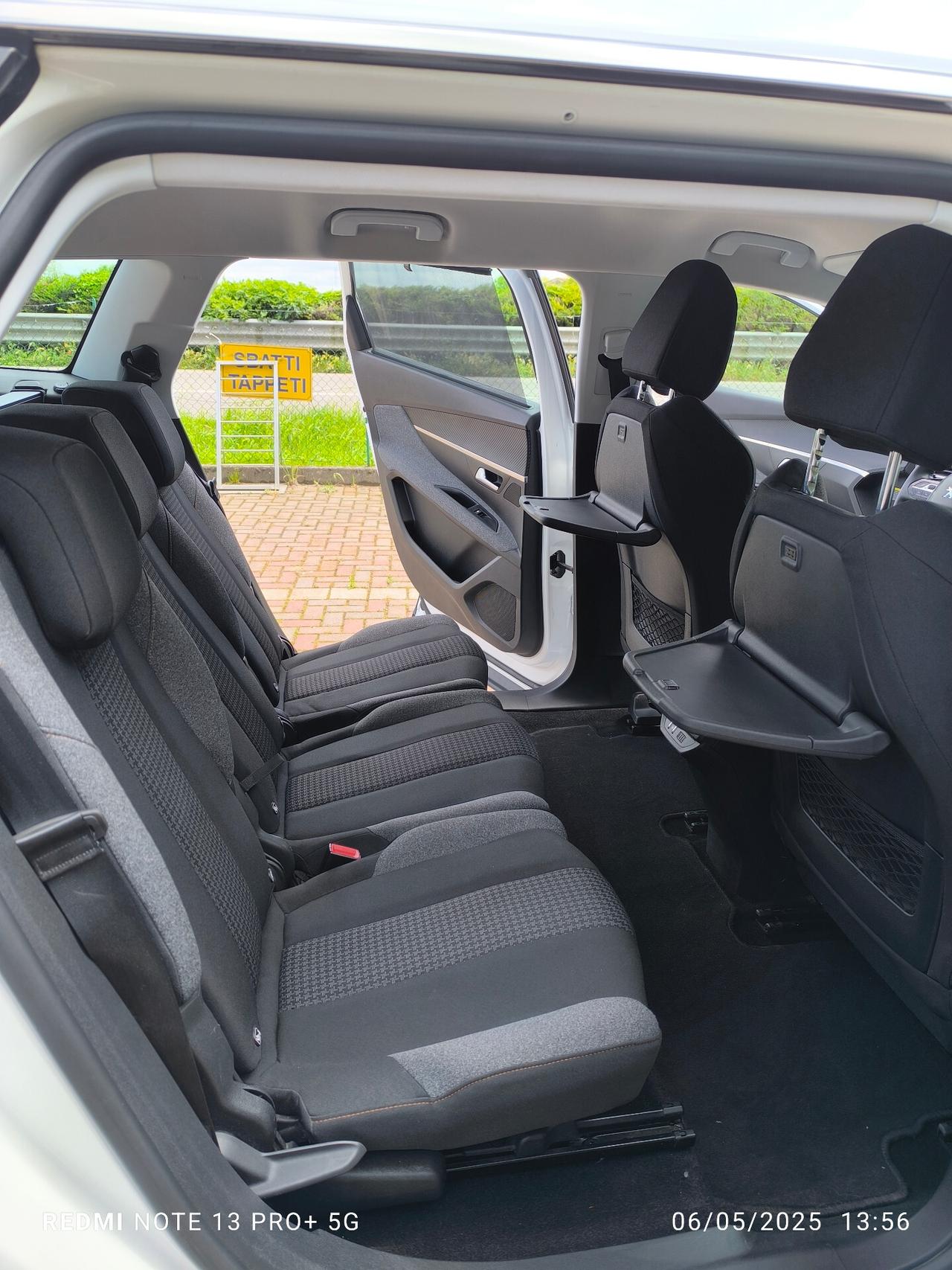 Peugeot 5008 BlueHDi 130 S&S Business