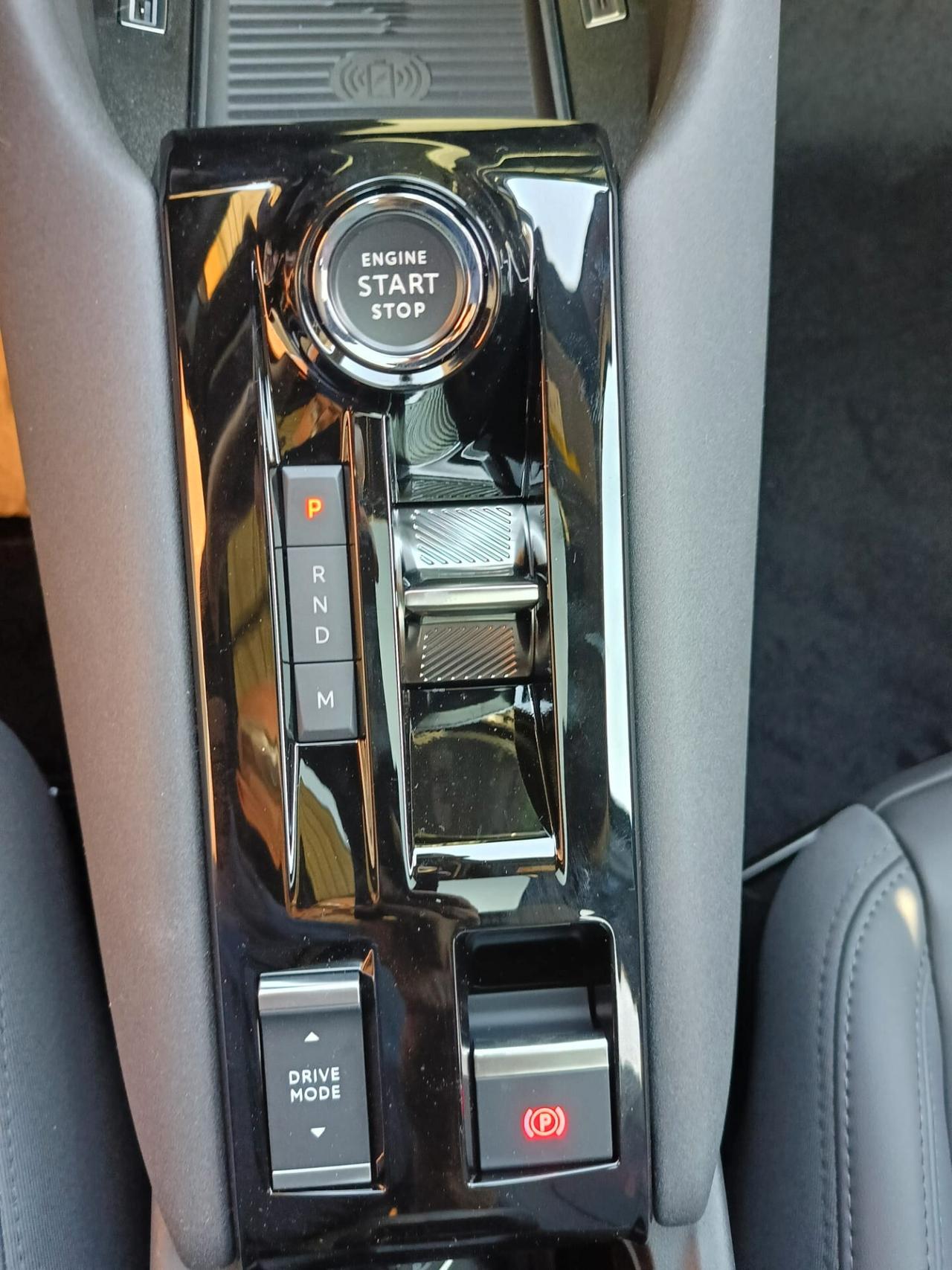 Alfa Romeo Junior 1.2 136 CV Hybrid eDCT6 Speciale