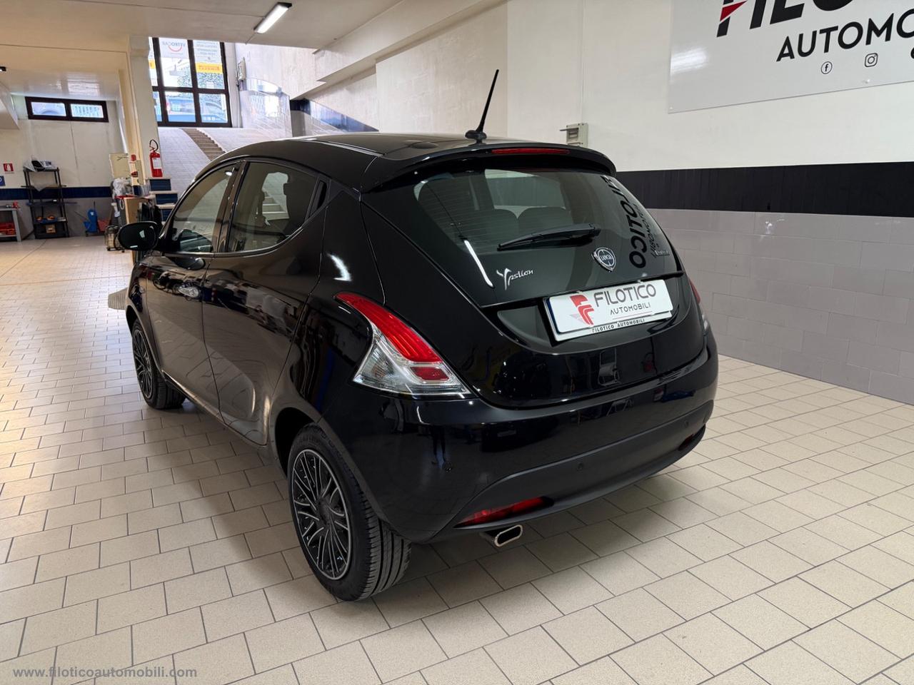 LANCIA Ypsilon 1.0 FireFly 5p.S&S Hybryd Gold NEW GOLD - MOTORE IBRIDO