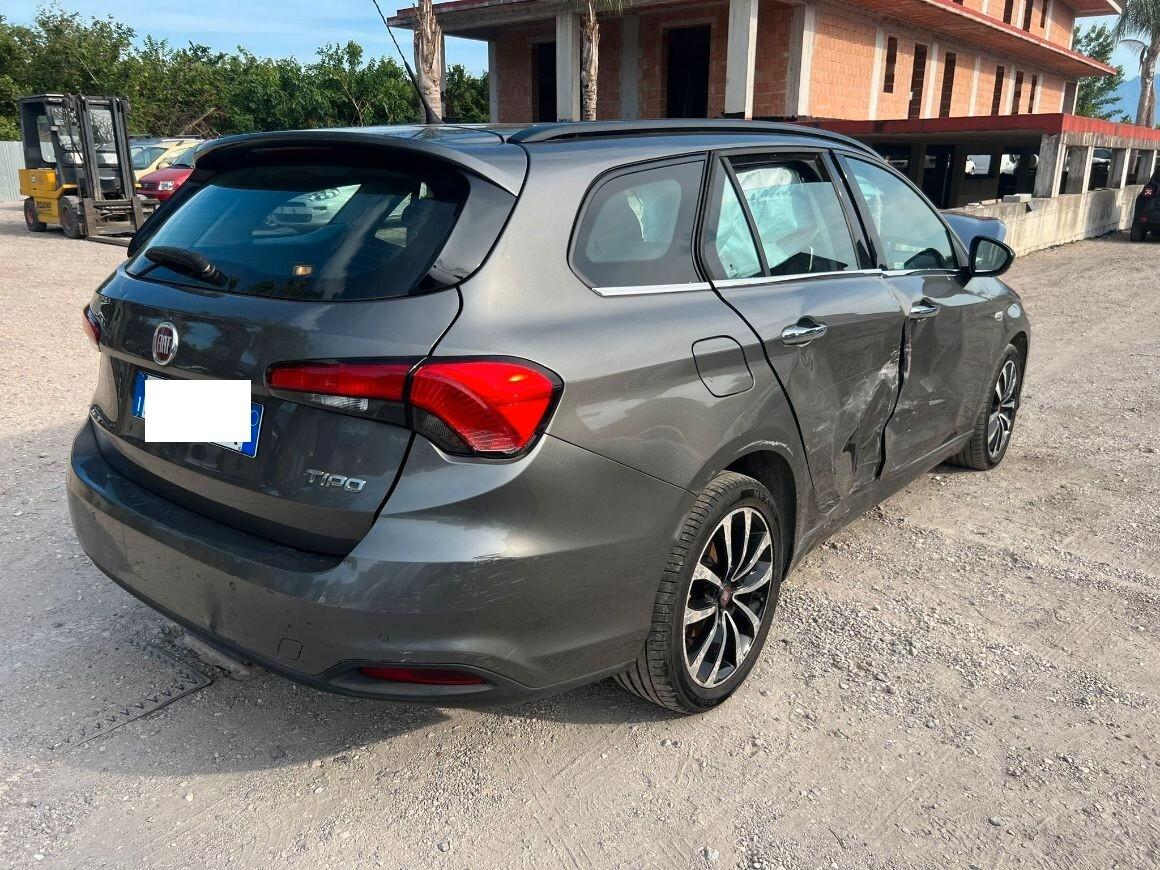 Fiat Tipo 1.4 T-Jet 120CV GPL SW Lounge