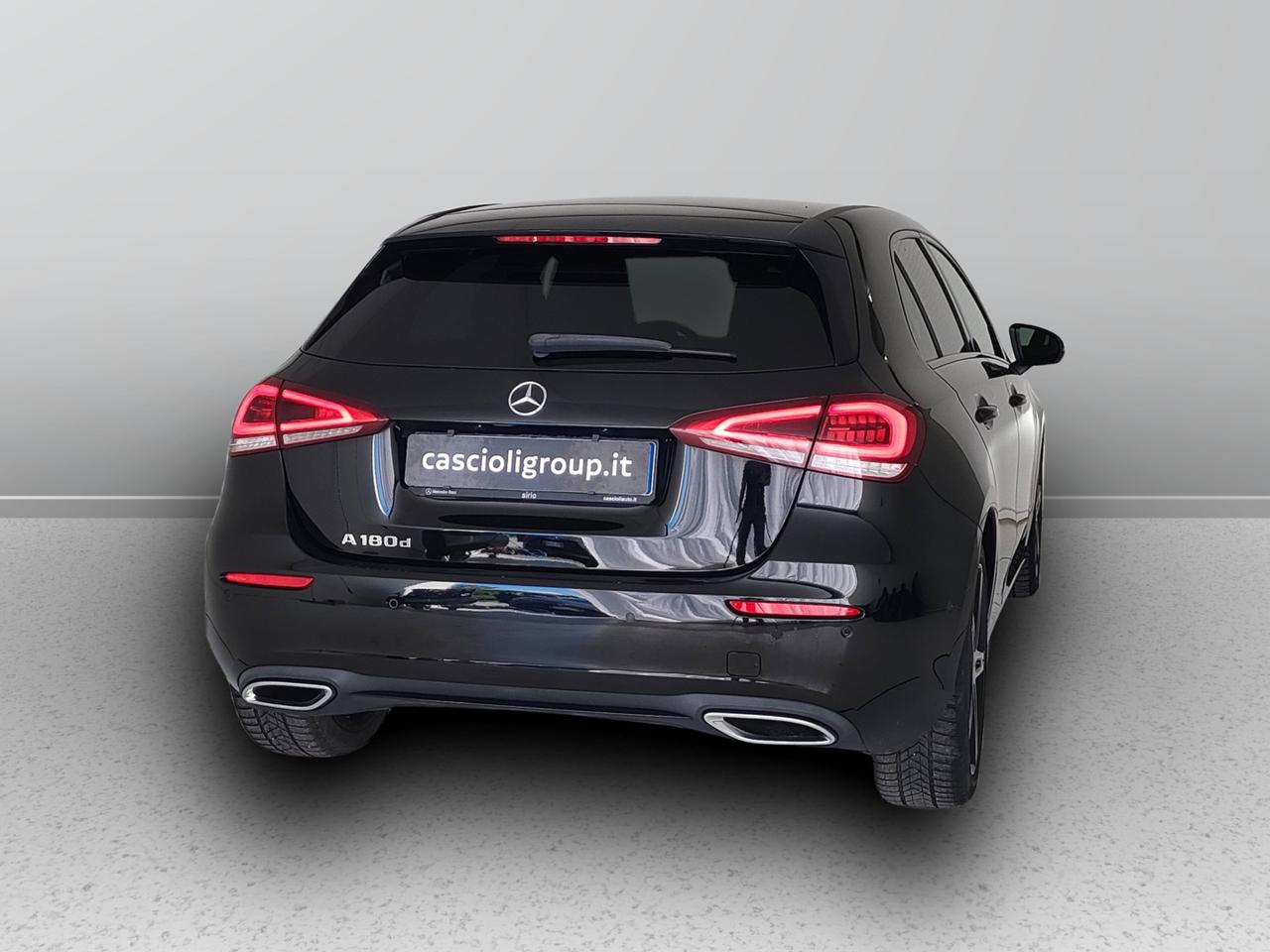 Mercedes-Benz Classe A - W177 2018 - A 180 d Sport auto