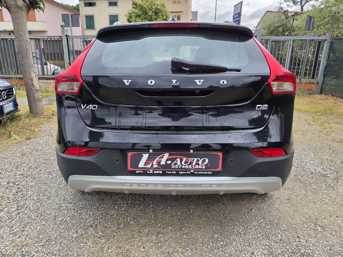 VOLVO - V40 Cross Country 1.6 d2 Momentum