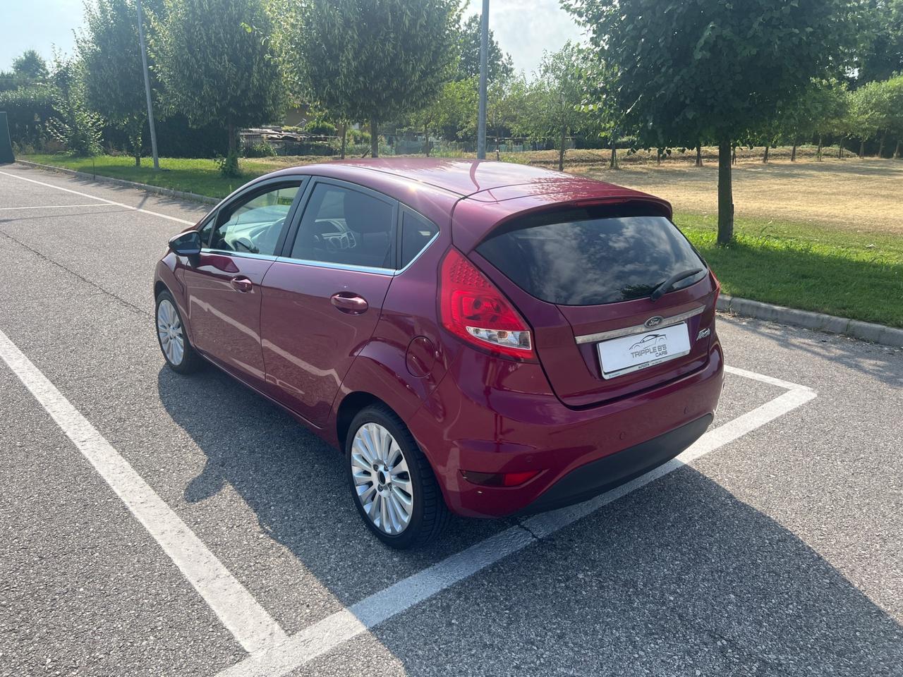 Ford Fiesta 1.2 Titanium OK NEOPATENTATI