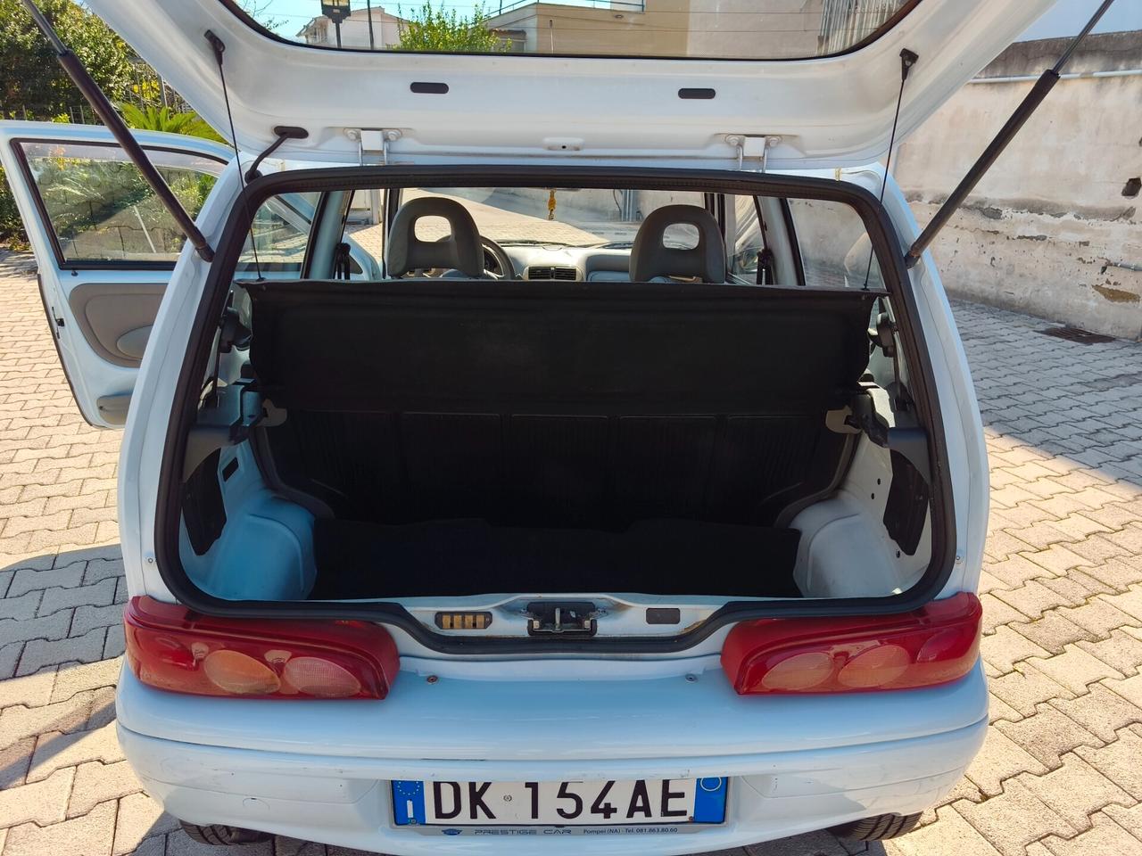 Fiat 600 1.1 Active