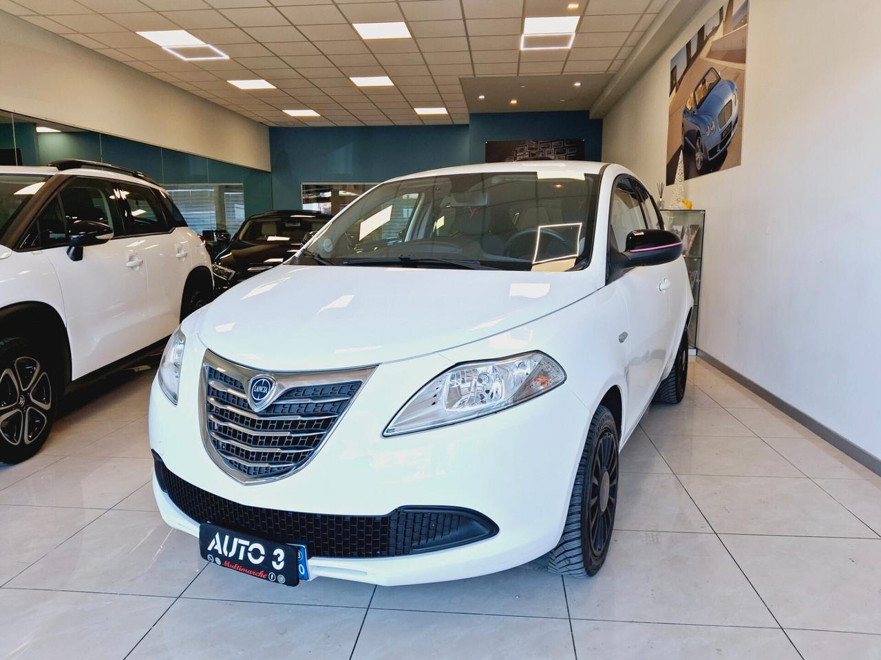 Lancia Ypsilon 1.2 69 CV 5 porte S&S Gold