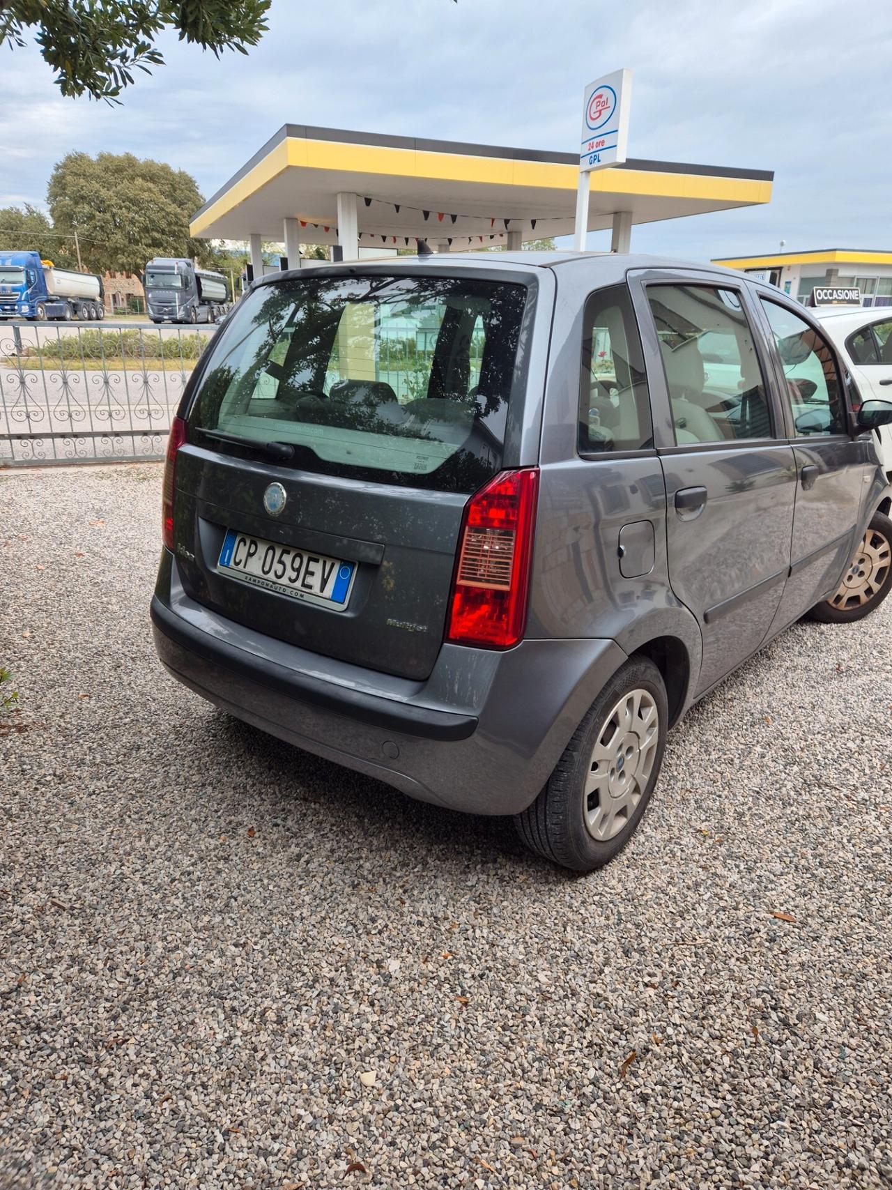 Fiat Idea Active