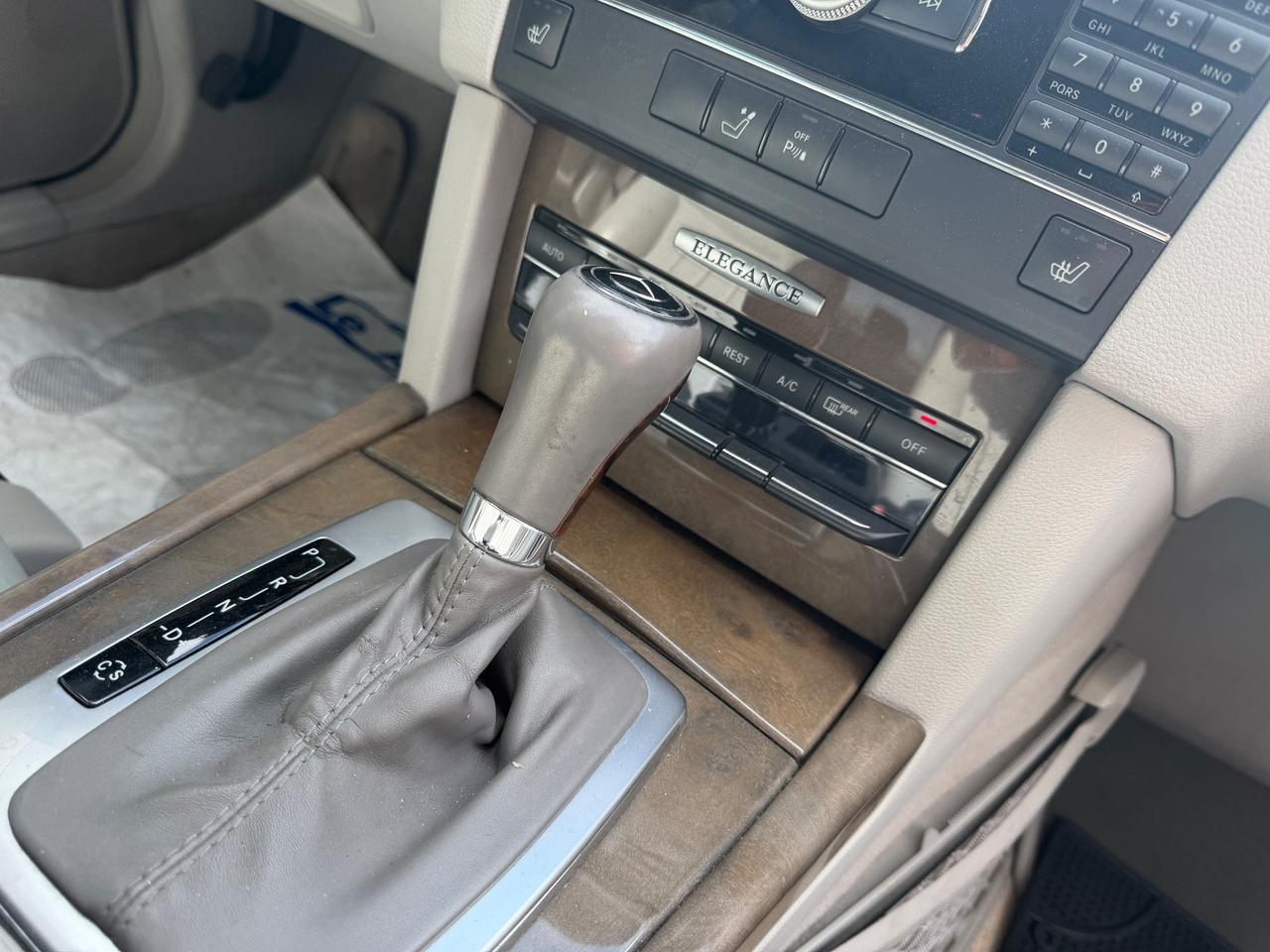 Mercedes-benz E 220 CDI BlueEFFICIENCY Avantgarde AMG