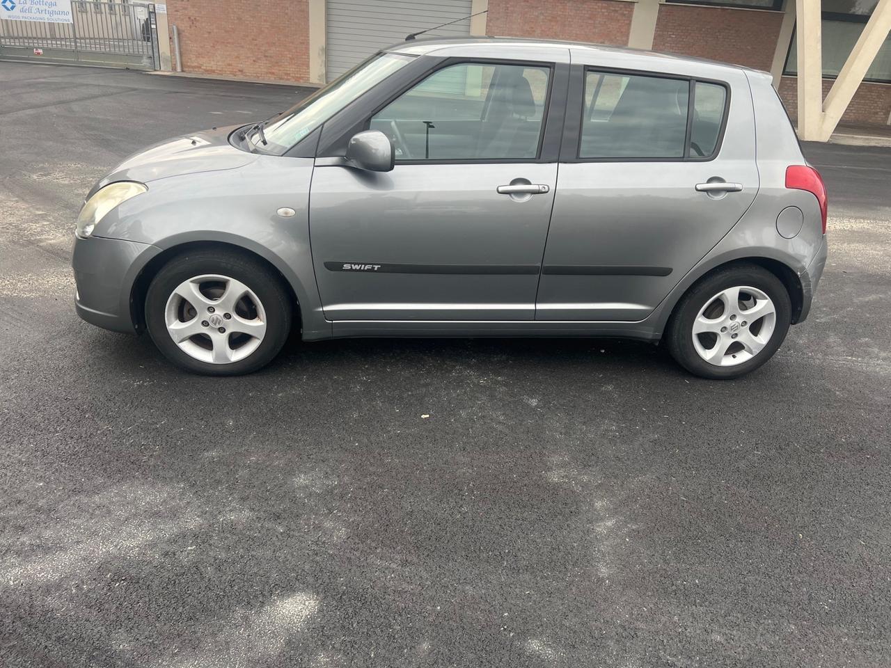 Suzuki Swift 1.3 5p. GLX