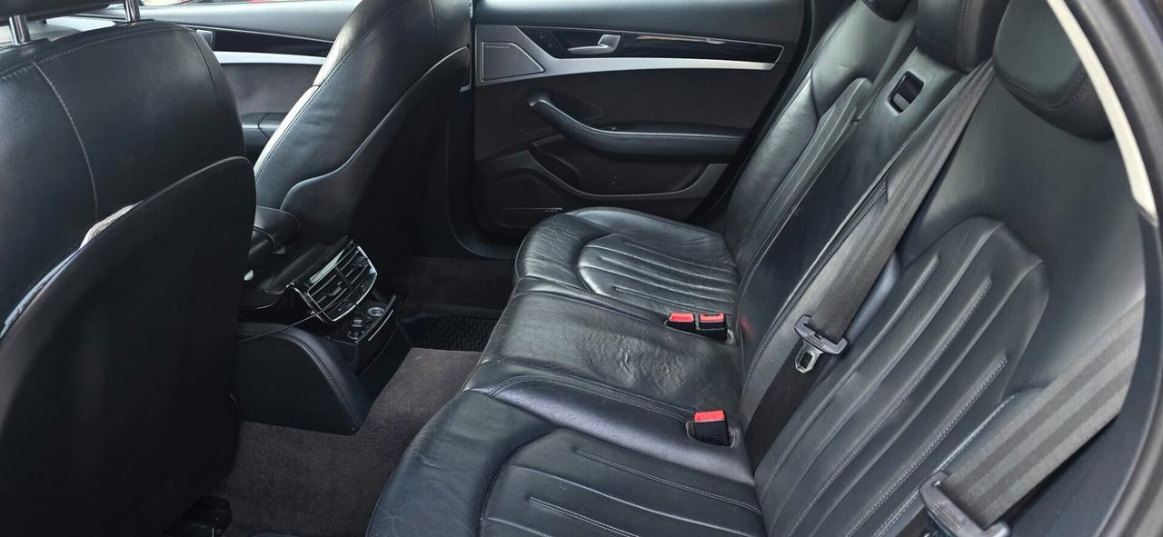 Audi A8 3.0 TDI 250 CV quattro tiptronic