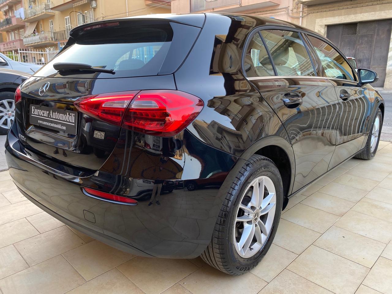 Mercedes-Benz Classe A 180 d - Premium