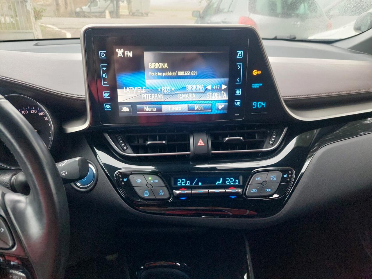 TOYOTA C-HR 1.8 HYBRID