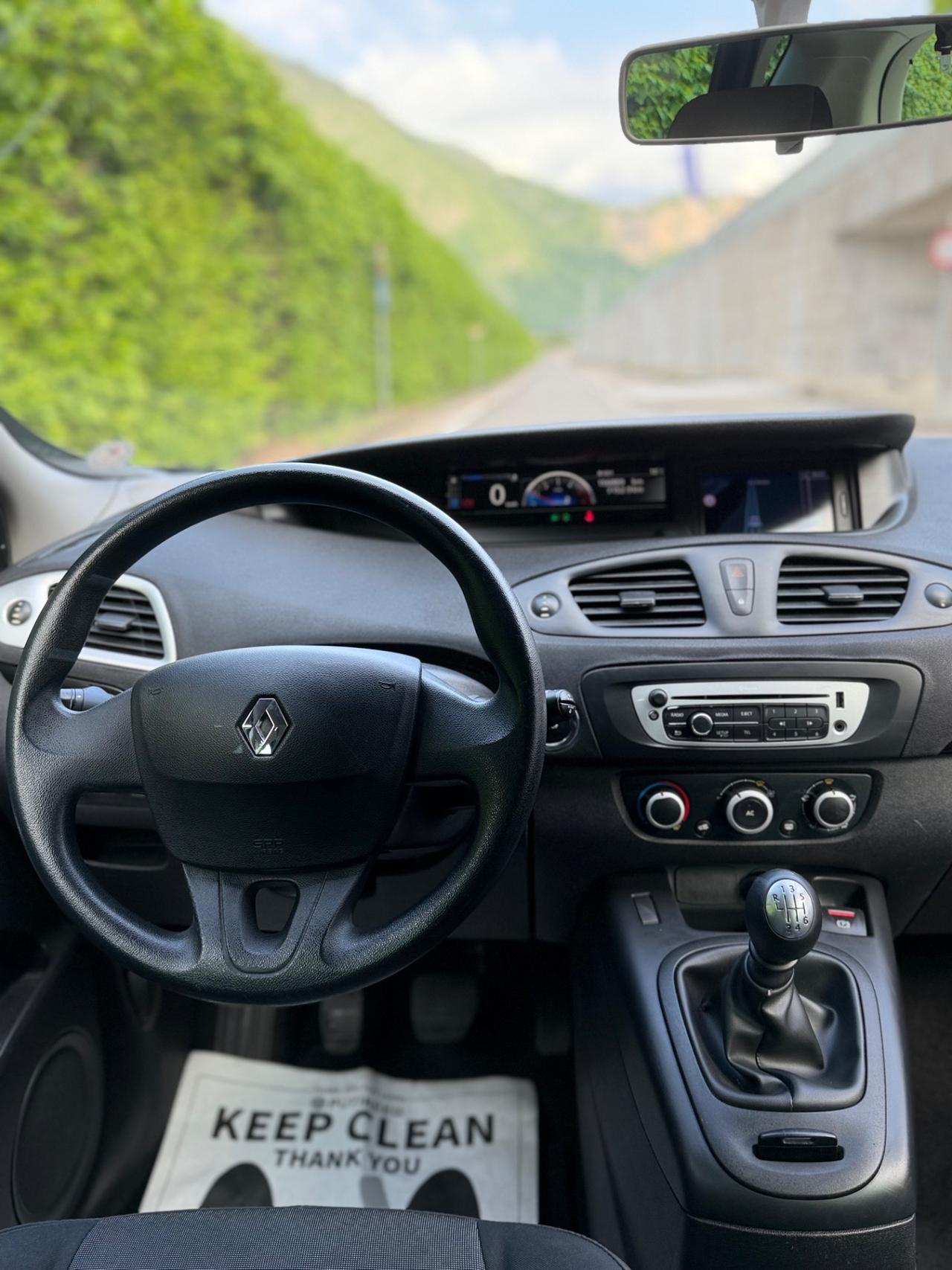 Renault Scenic 1.5 dCi 110CV ok neopatentati