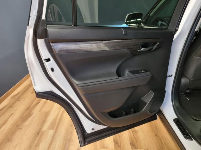 TOYOTA Highlander AWD-I LOUNGE 7 POSTI