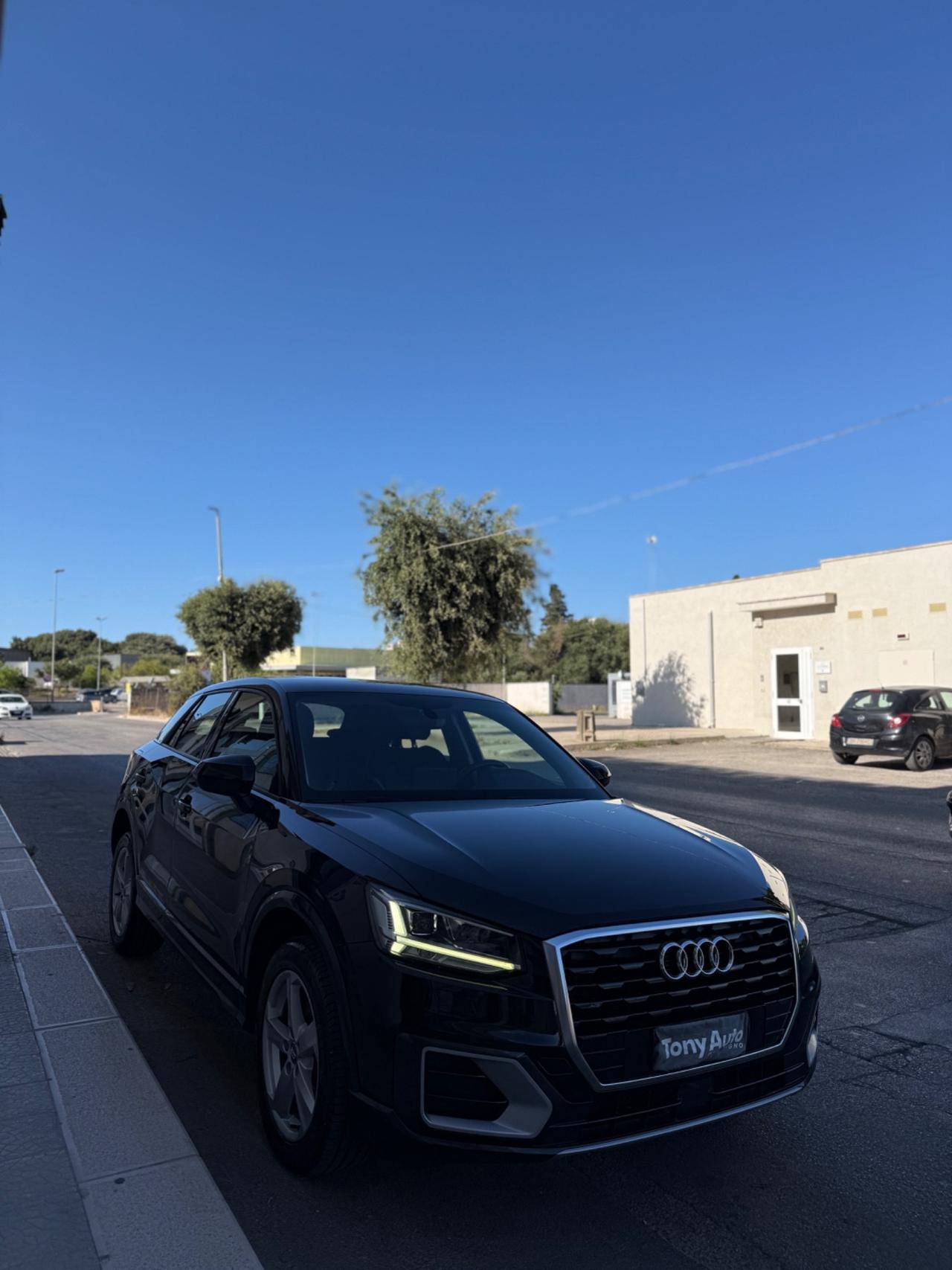 Audi Q2 1.6 tdi Admired s-tronic NAVIGATORE,FULL LED,AUDI CONNECT,KM CERTIFICATI AUDI,UNI PROPRIETARIO