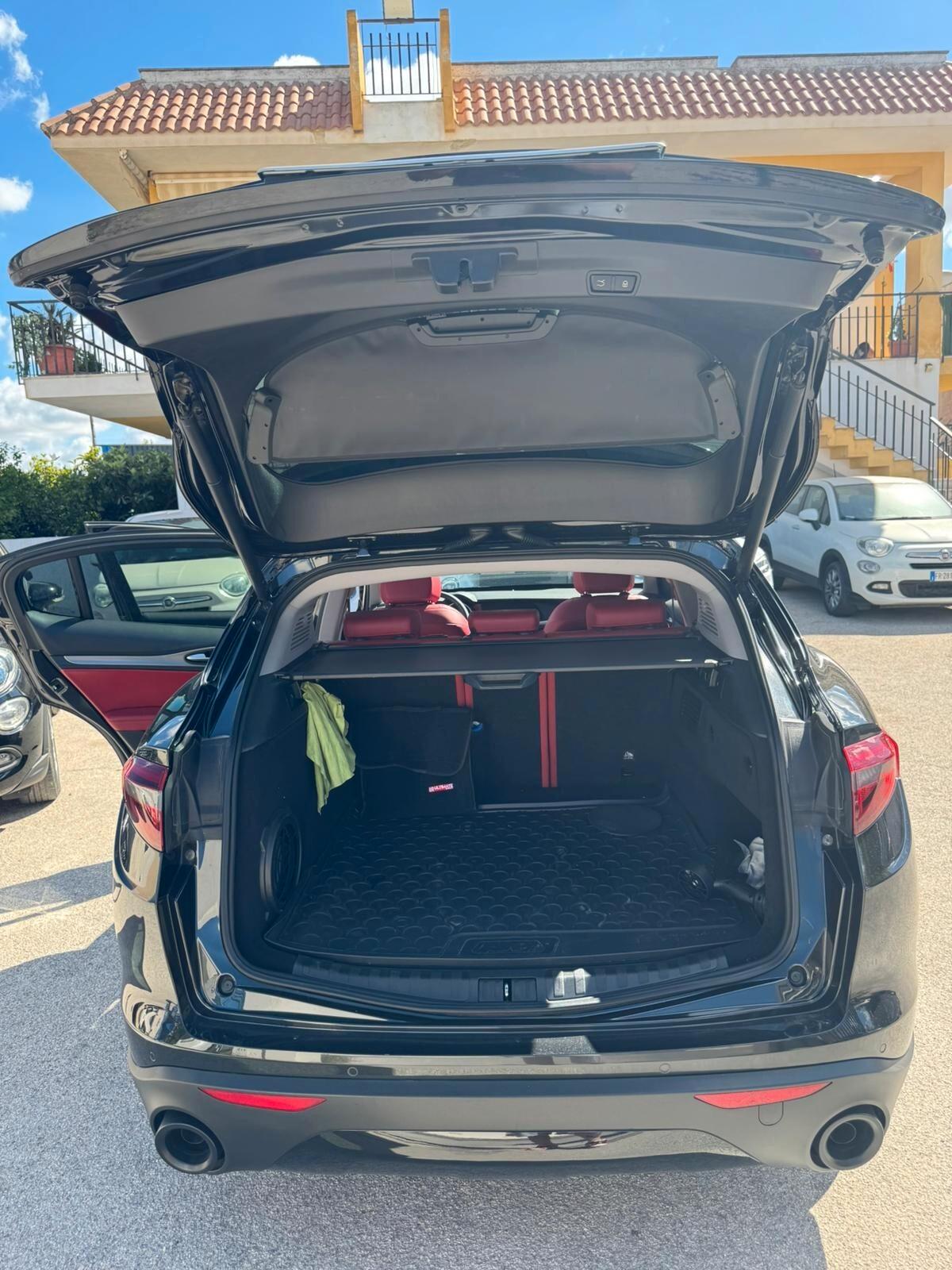 Alfa Romeo Stelvio 2.2 Turbodiesel 190 CV AT8 Q4 Executive