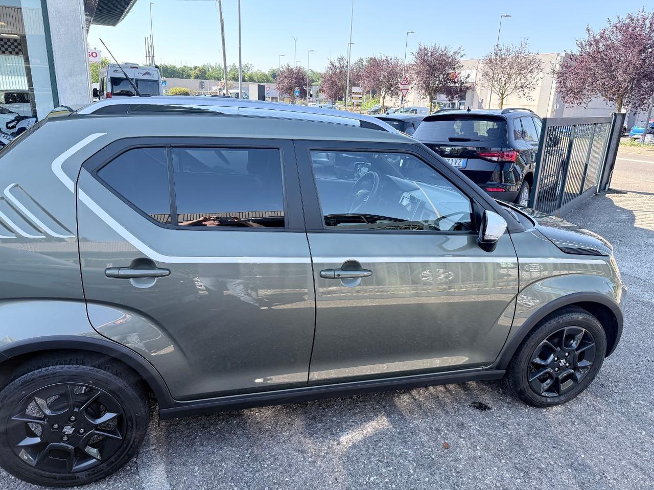 Suzuki Ignis 1.2h Top 2wd