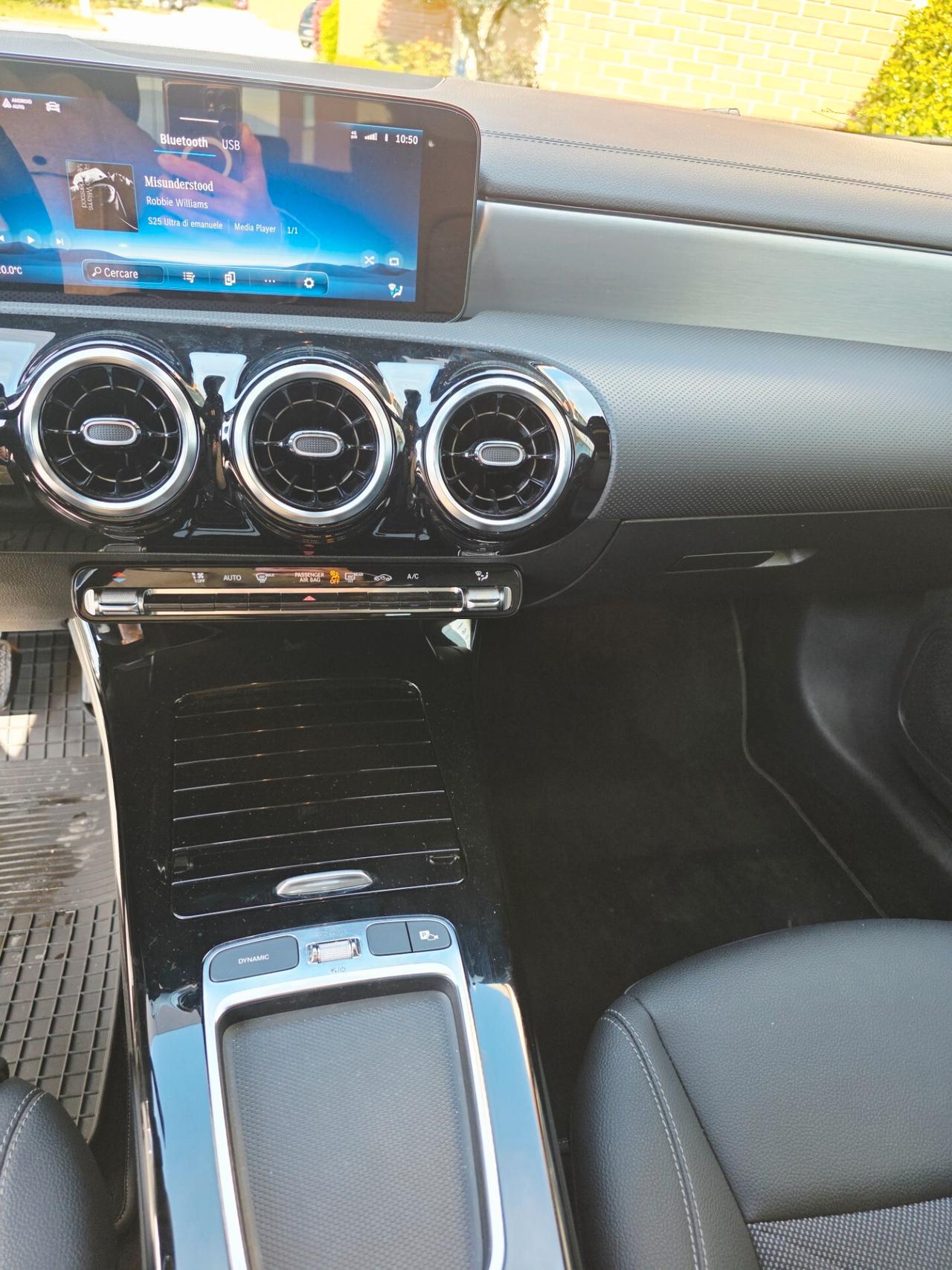 Mercedes-benz CLA 180d Automatic Shooting Brake UNICAPROPRIETARIA