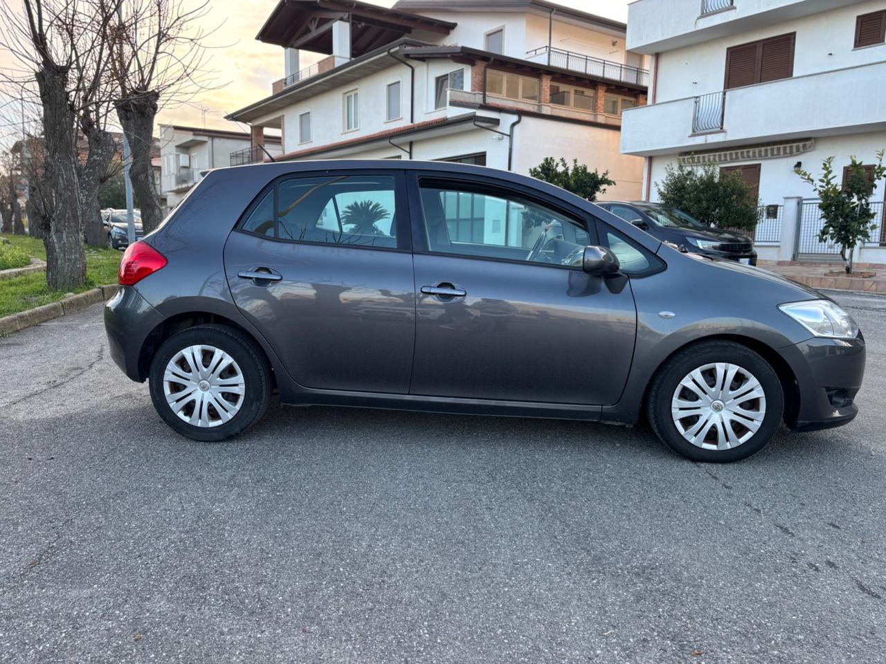Toyota Auris 1.4 D-4D 5 porte