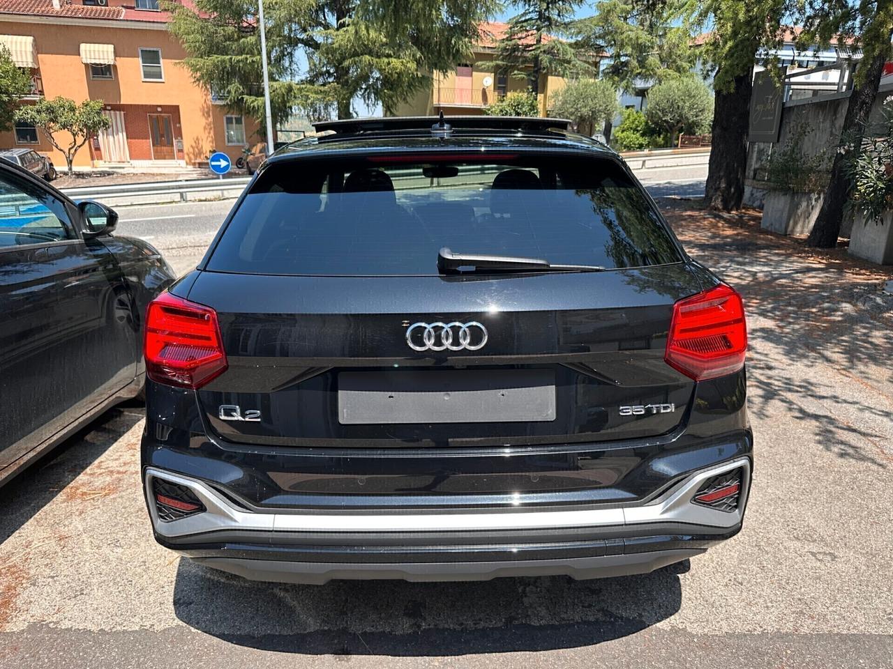 Audi Q2 35 TDI 2x S LINE_PANORAMA_FARI MATRIX_VIRTUAL_CAMERA_R18