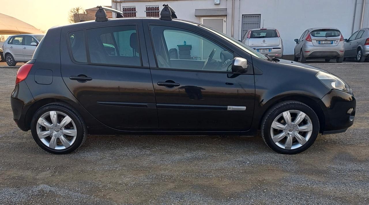 Renault Clio 1.2 16V 5 porte Live!