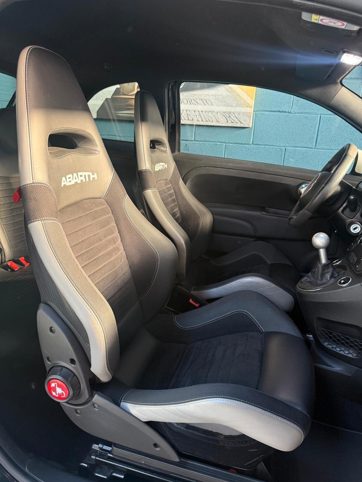 595COMPETIZIONE SABELT CARBONIO!