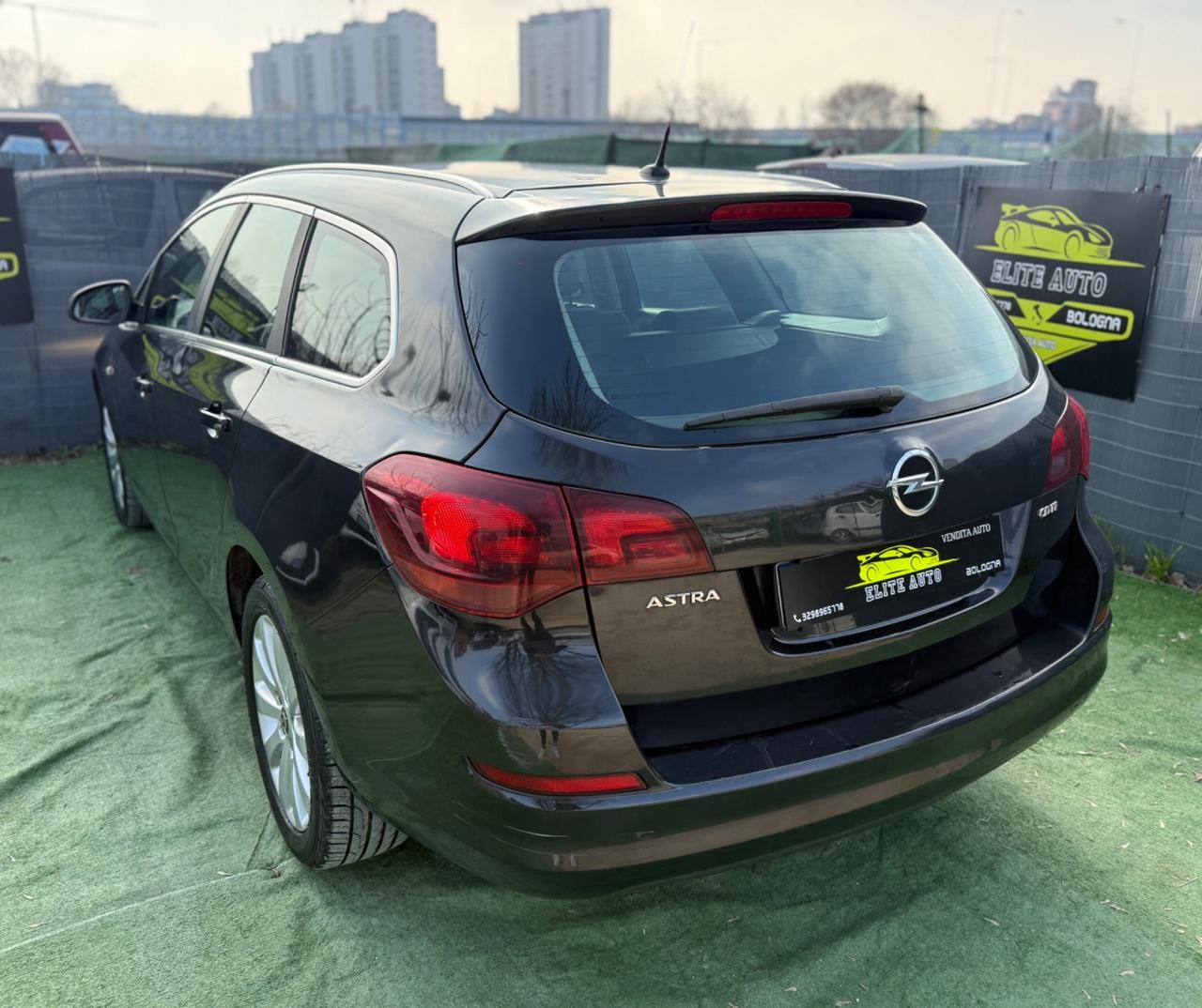 Opel ASTRA 2012 SW 1.7 DIESEL SPORTS TOURER COSMO