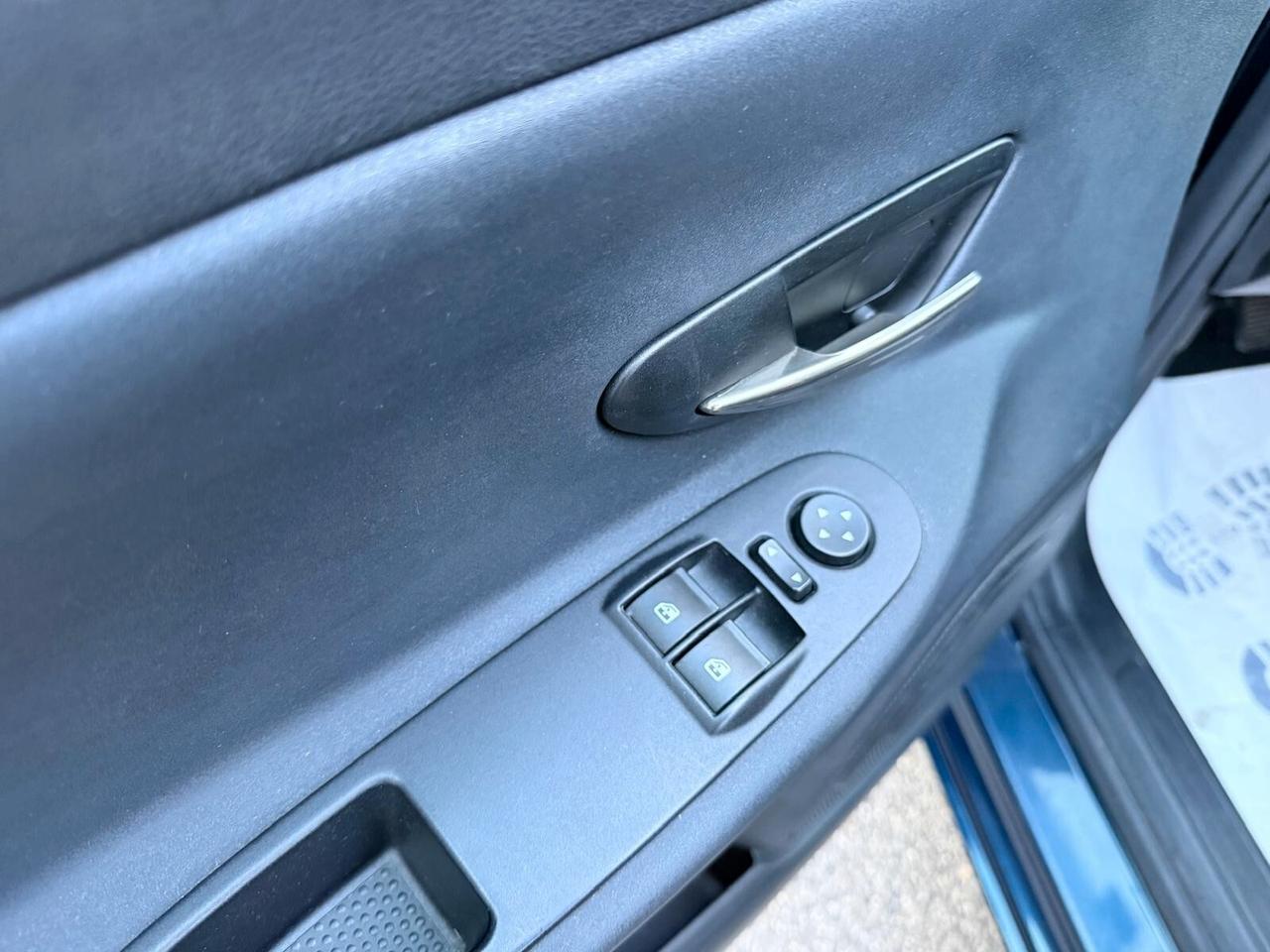 Lancia Ypsilon 1.2 69 CV 5 porte Gold ***OK NEOPATENTATI**