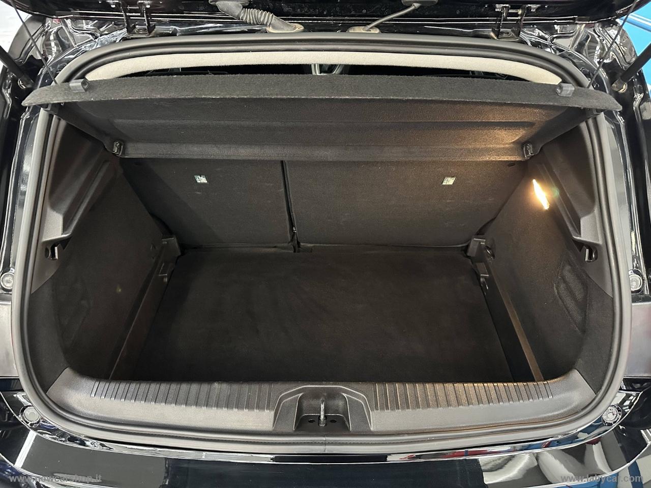 MITSUBISHI Colt 1.0L turbo 90 CV Invite