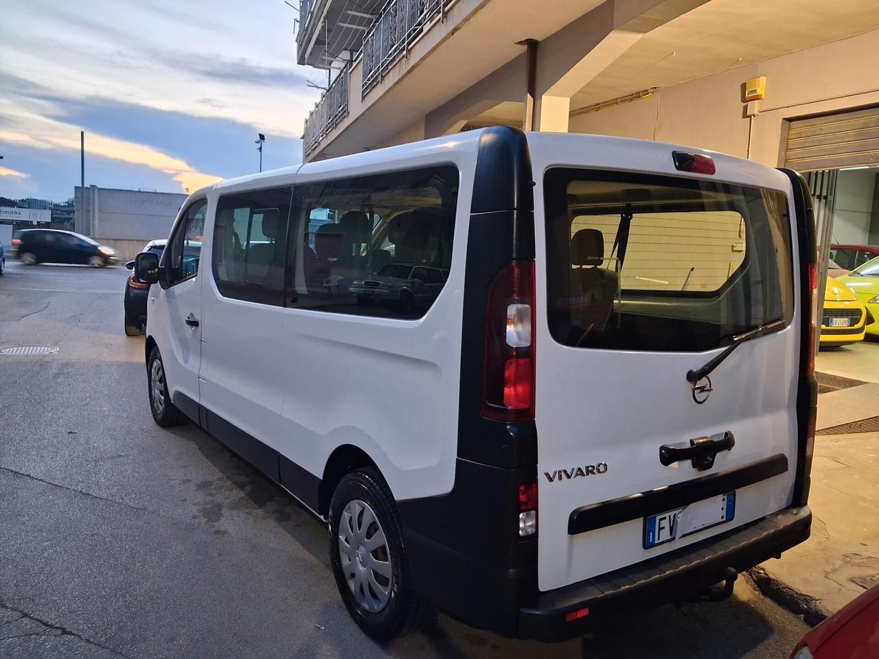 Opel Vivaro 29 1.6 CDTI 120CV 9 posti 2019 Gancio
