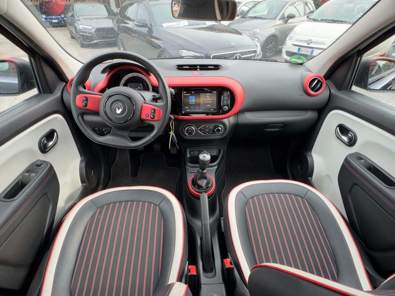 RENAULT TWINGO 70CV INTENS CERCHI 16" PELLE MONITOR CLIMA AUTOMATICO