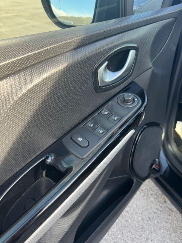 RENAULT Clio dCi 8V 75 CV Start&Stop 5 porte Energy Intens