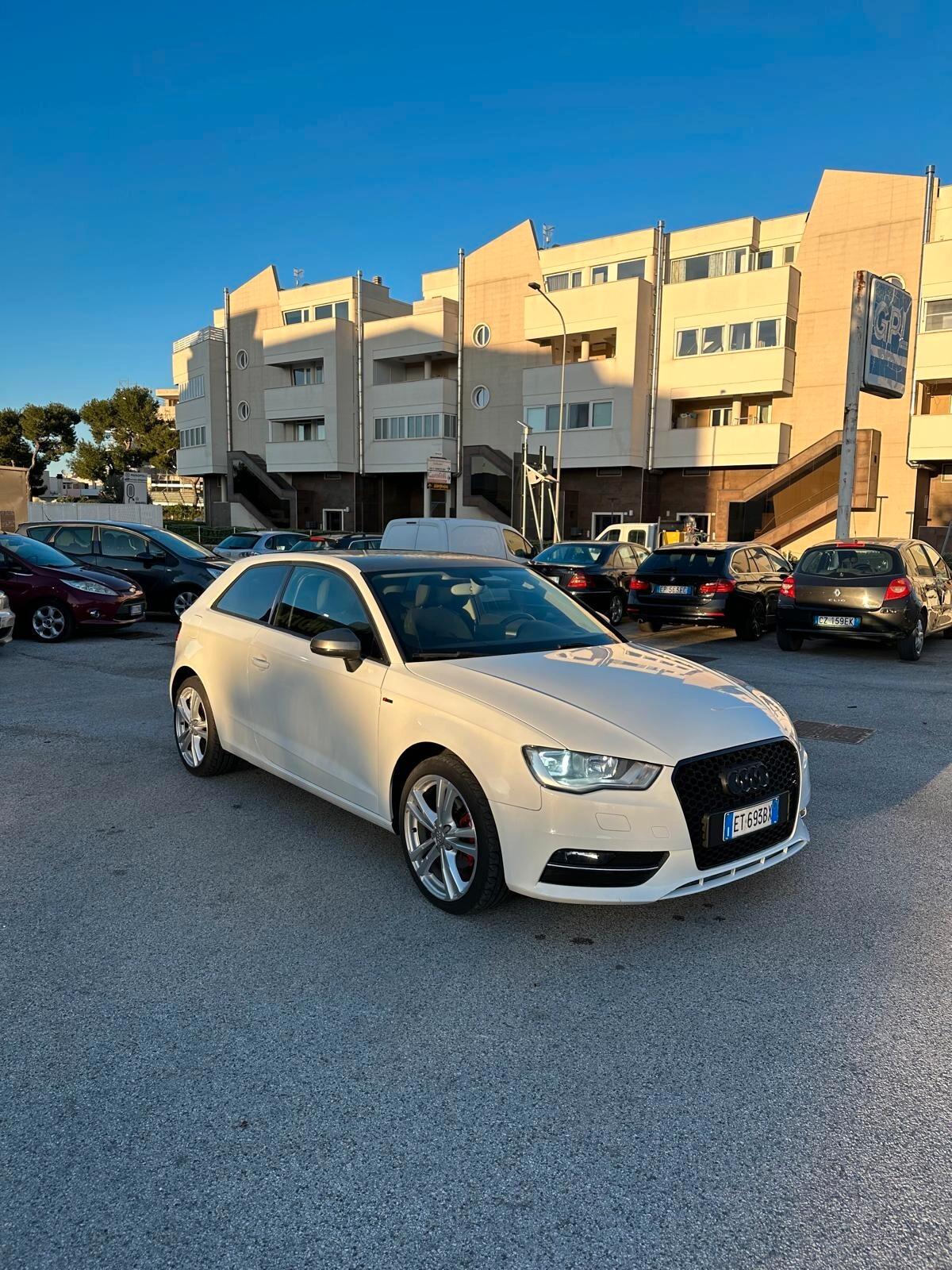 Audi A3 SPB 1.6 TDI S tronic Attraction