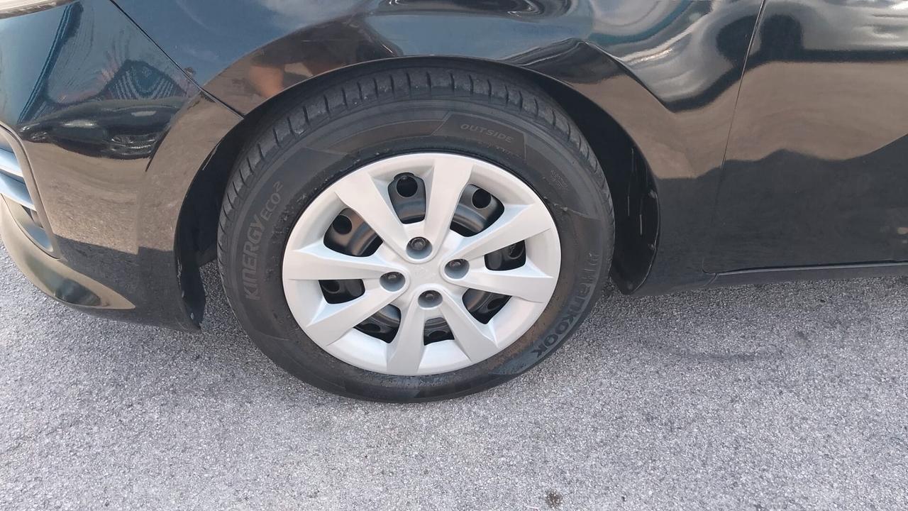 Kia Rio 1.2 benzina gpl