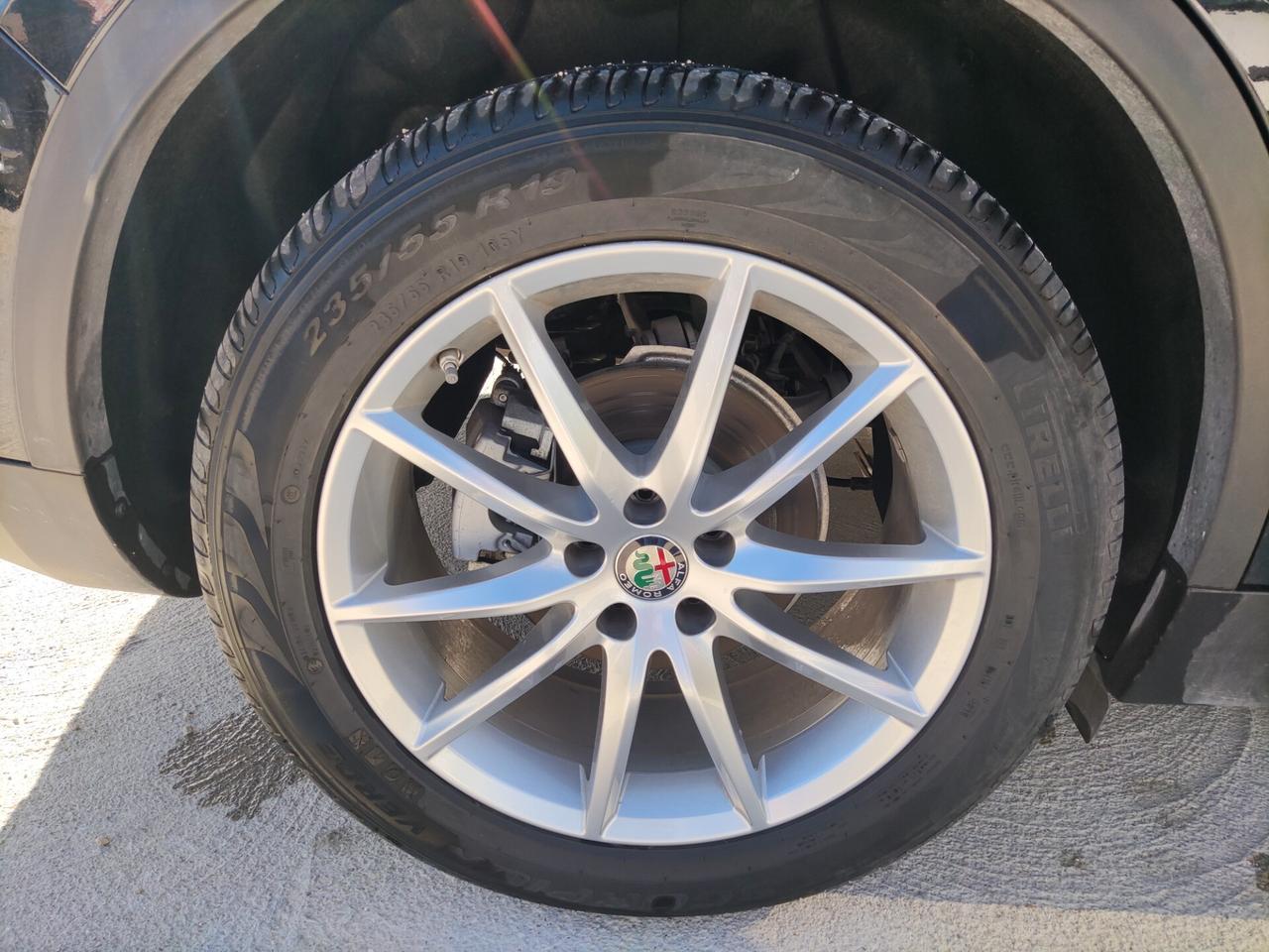 Alfa Romeo Stelvio 2.2 Turbodiesel 190 CV AT8 RWD Super
