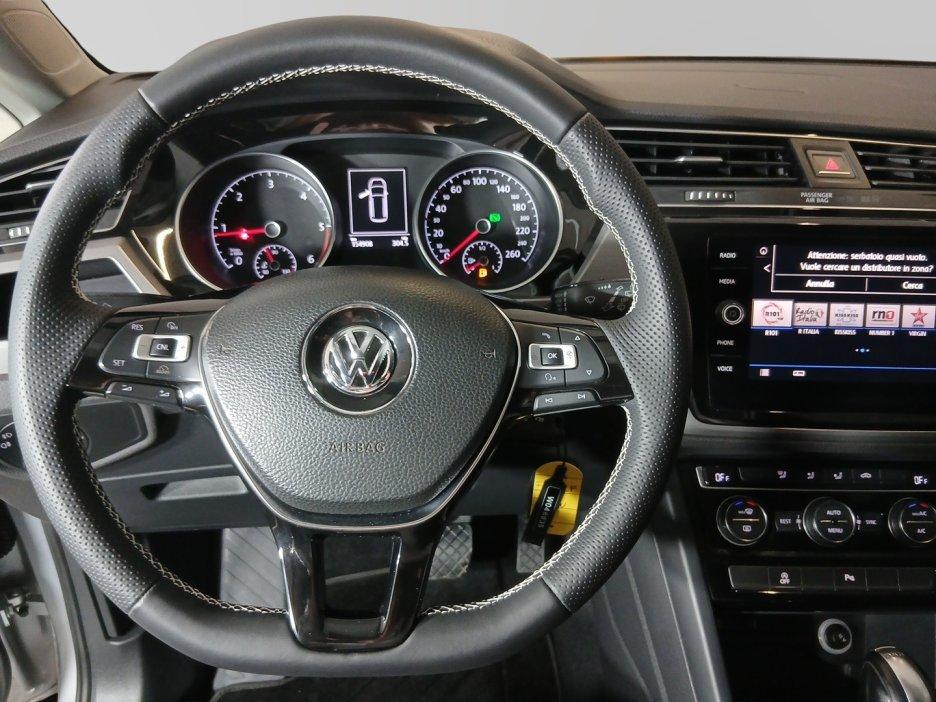VOLKSWAGEN Touran 3ª serie - Touran 1.6 TDI 115 CV SCR DSG Comfortline BlueMotion Tech. 7P