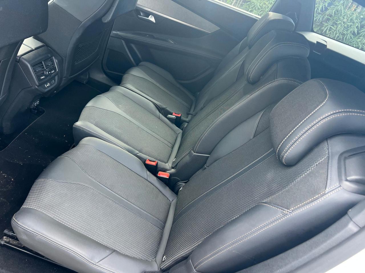 Peugeot 5008 PureTech Turbo 130 S&S EAT8 GT