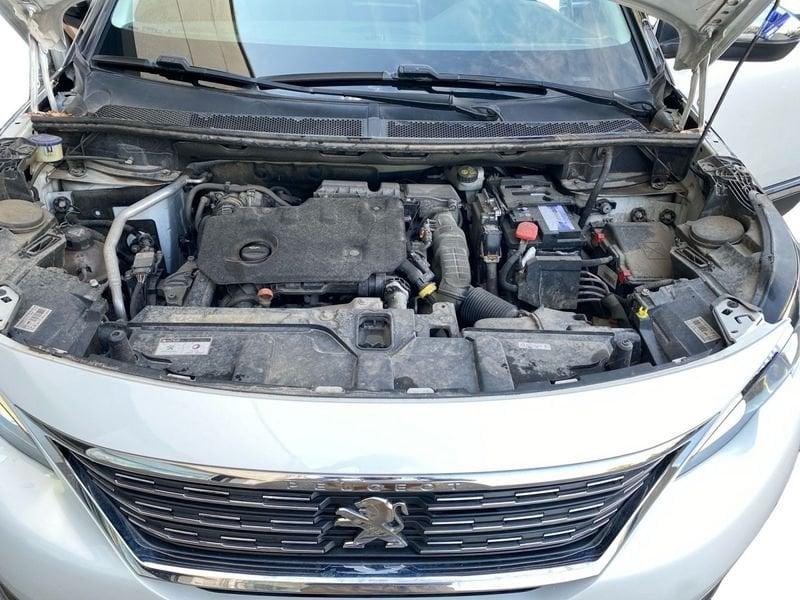 Peugeot 5008 5008 1.5 bluehdi Active s&s 130cv 5p.ti