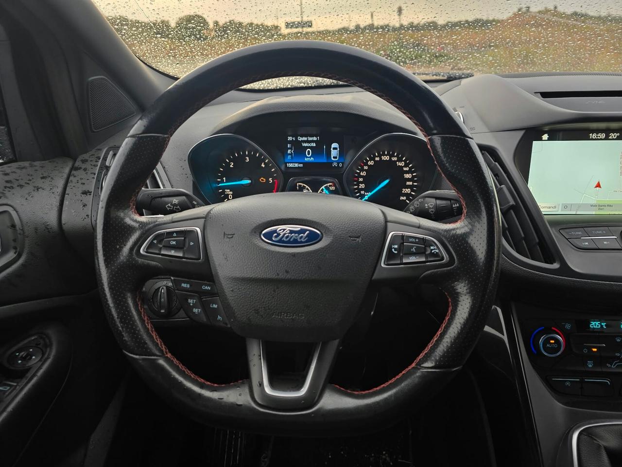 Ford Kuga 1.5 TDCI 120 CV S&S 2WD ST-Line