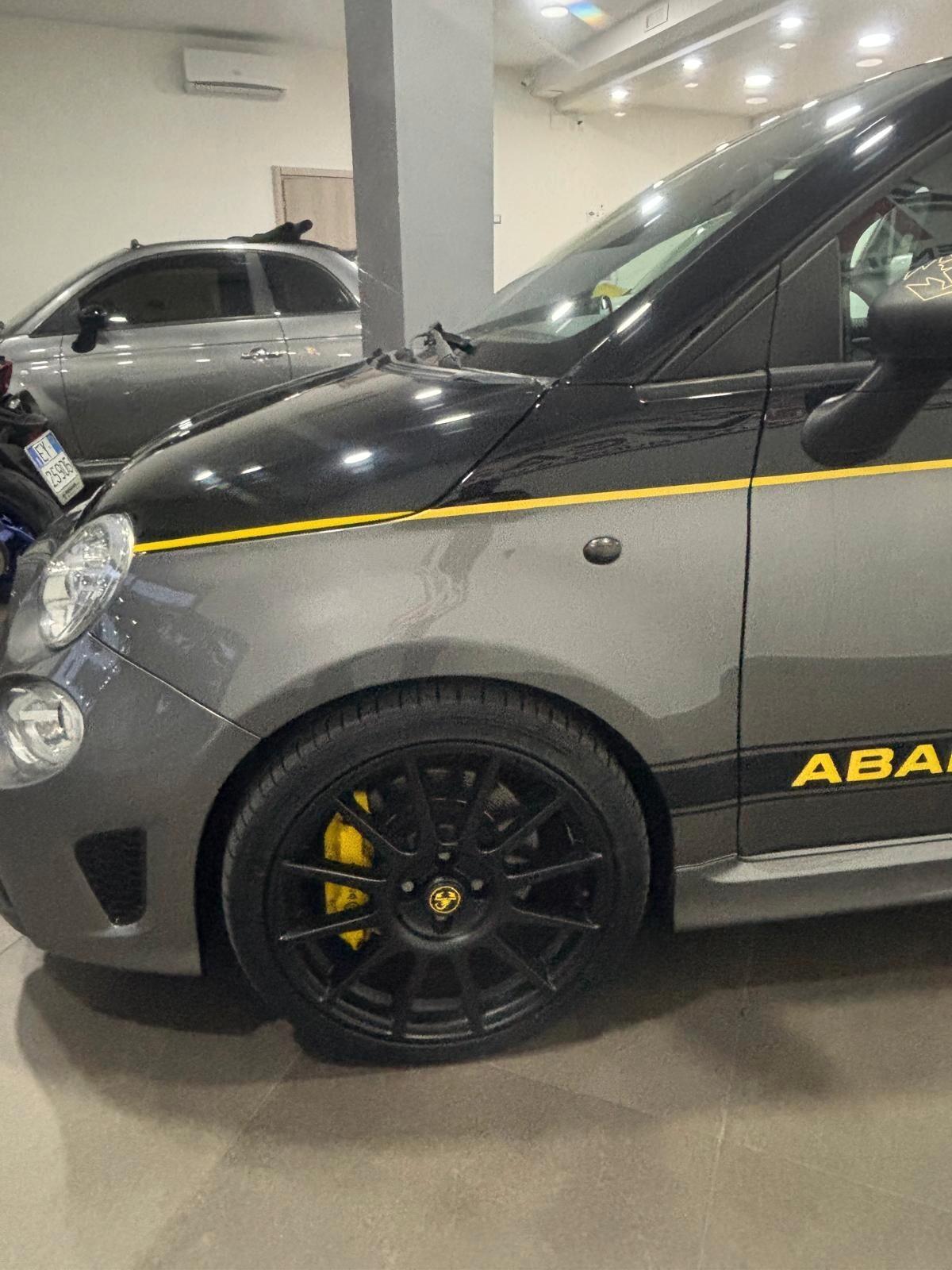 Abarth 595 1.4 Turbo T-Jet 180 CV Competizione